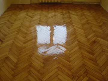 Подът след измиване замазване (подложка) Как да се измие пода след замазване