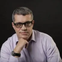 Какво където, когато списъкът с участниците и екипи на интелектуалната история на играта