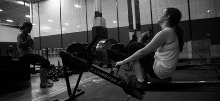 Какво е CrossFit (CrossFit) обучение плюсовете и минусите на системата (CrossFit) Какво е CrossFit (CrossFit) обучението на плюсовете и минусите на системата