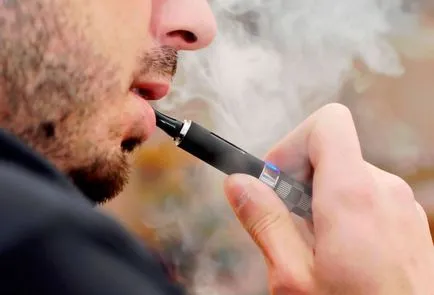 A nikotin káros az emberi test mind hagyományos, mind elektronikus cigaretta