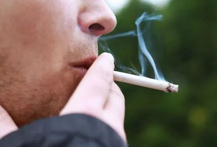 A nikotin káros az emberi test mind hagyományos, mind elektronikus cigaretta