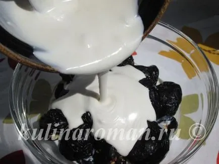 Сини сливи пълнени с крем сос Anuta, вкусни рецепти