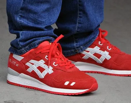История на ASICS на марката