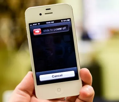 Как да получите, може да получи, извадете SIM картата от iPhone