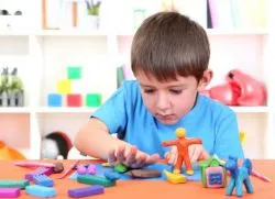 Как да изпере дрехите с пластелин