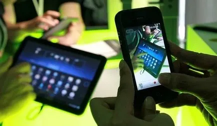 Как да прехвърляте файлове чрез Wi-Fi с Android таблет или смартфон в друг Android устройство