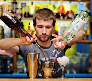 Как да се пие кокосово ликьор Малибу дома