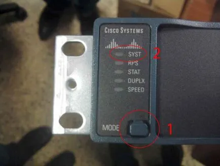 Как да възстановите фабричните настройки на Cisco на Cisco 2960 Пример 48tc-ите, конфигуриране на сървъра прозорци (фабрични) Как да възстановите фабричните настройки на Cisco на Cisco 2960 Пример 48tc-S, конфигуриране на сървъра прозорци