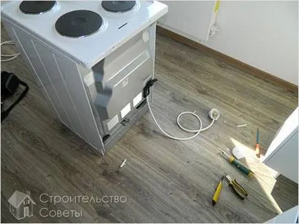 Като самостоятелно свързана електрическа фурна - електрическа печка връзка с ръцете си