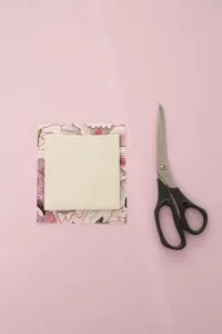 Как да направите красиви плочки с ръцете си (оставете напълно суха) Как да направите красиви плочки с ръцете си