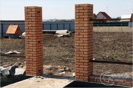 Как да си направим ограда от метални листове със собствените си ръце