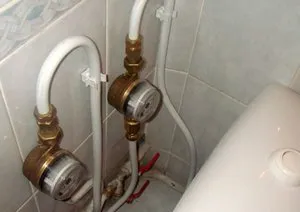 Как да се инсталира на метър над водата със собствените си ръце - поредица от операции за инсталиране на водомера