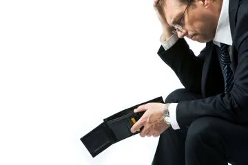 Как да уволни служител на статията и да не попадат в обхвата на съда