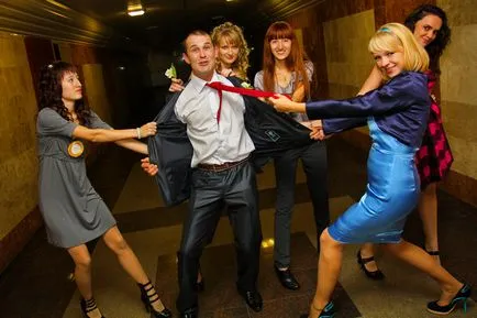 Как да се държим по време на сватбата на булката, младоженеца, гостите, как да се държат като невеста на сватба е (младоженеца) Как да се държим по време на сватбата на булката, младоженеца, гостите, как да се държат като невеста на сватба като