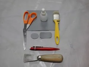 Как да лепило PVC лодка - видео у дома и с ръцете си (им) Как да лепило PVC лодка - видео у дома и със собствените си ръце