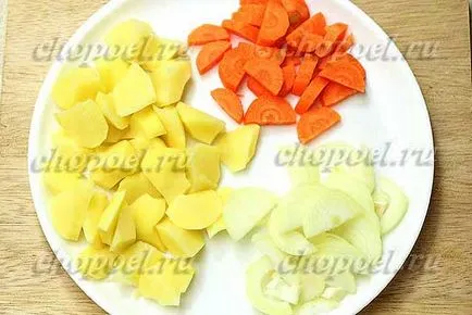 Картофи и месо в гърне - рецепти със снимки