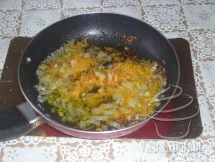 Картофи, задушени с месо и гъби - рецепта със снимки