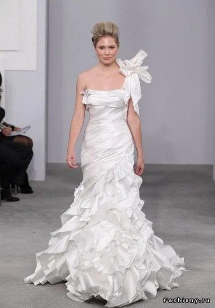 Колекция булчински рокли 2011 от Pnina Tornai