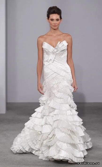 Колекция булчински рокли 2011 от Pnina Tornai