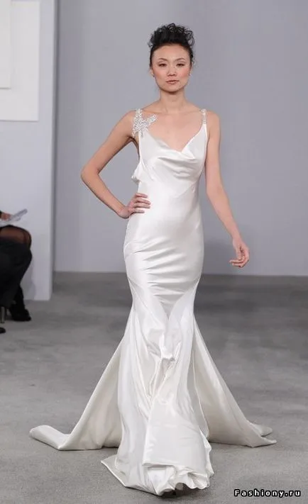 Колекция булчински рокли 2011 от Pnina Tornai
