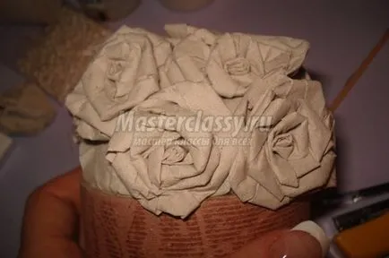 Състав - реколта роза - на тоалетна хартия (Rose) Състав - реколта роза - от тоалетна хартия