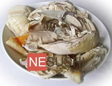 Пиле варени цяло