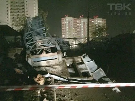 В момента на падане кулокран в Красноярск се качи на видео (Красноярск територия) В момента на падане кулокран в Красноярск се качи на видео