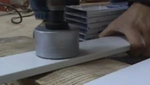 Окачени тавани инструкции за това как да се направи системата на мрежата със собствените си ръце, видео и снимки (панти) Окачени тавани инструкции за това как да се направи системата на мрежата със собствените си ръце, видео и снимки