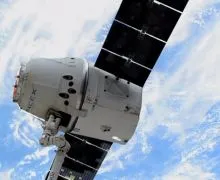 Не само маски, които все още се опитват да се свържат човешкия мозък с компютър