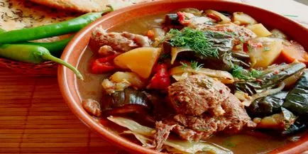 Много вкусни задушени картофи с месо, 8 различни рецепти със снимки