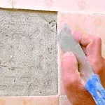Плочки в банята паднаха от паста и как да се