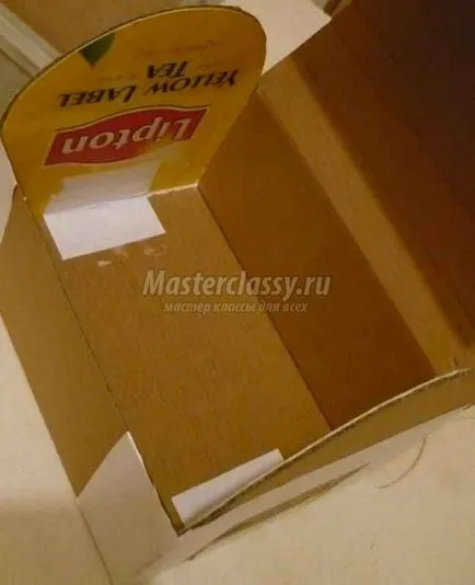 Pirate гърдите с ръце