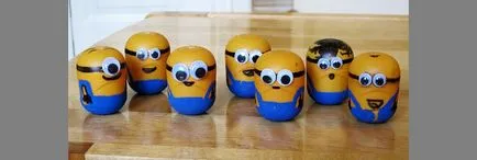 Занаяти от контейнери от Kinder изненади майчинство - бременност, труд, енергия, обучение (контейнери) Изделия от контейнер от детска изненада, майчинството - бременност, раждане, хранене, образование