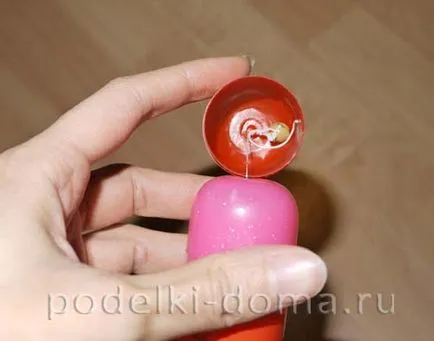 Занаяти от Kinder, кутия идеи и работилници (занаяти) Занаяти от Kinder, кутия идеи и семинари