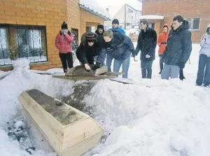 Погребение - като метод за рехабилитация от наркотична зависимост, здравна информация портала за