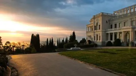 Гаспра сетълмент (Ялта), на южния бряг на Крим като устройство, плажове