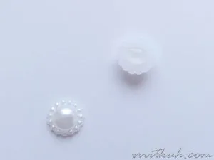 Гумени ленти за коса на своите ръце