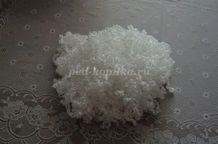 Garden скулптура от дърво с ръце