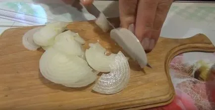 Пилешки салата с ананас и syrom- прости и вкусни рецепти