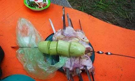 Шиш пилето в бяло вино