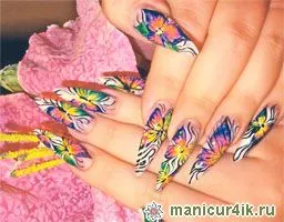 Стилен маникюр - британски флаг