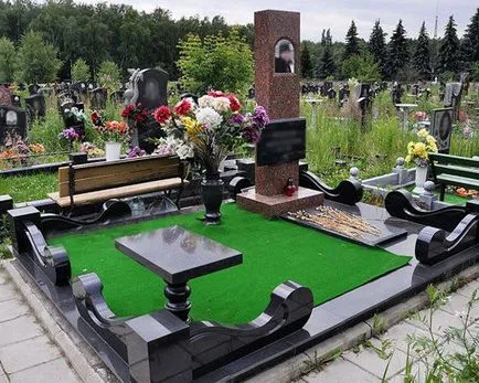 Цената на паметника на гроба - от RUR