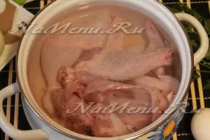 Супа с домашно приготвени спагети и пилешко стъпка рецепта за най-вкусните