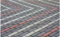 Технология г. тротуарни плочи в двора на частна къща