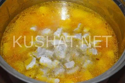 Печени картофи с месо и гъби