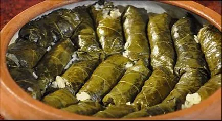 Dolma, hogyan kell főzni dolma szőlőlevél - nagyon finom receptek (szakács) Dolma, hogyan kell főzni dolma szőlőlevél - nagyon finom receptek