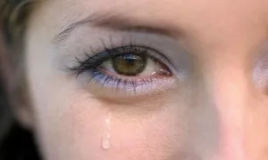 Fall мигли причини и какво да правя