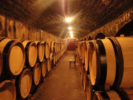 Вино материал - това е използването на вино