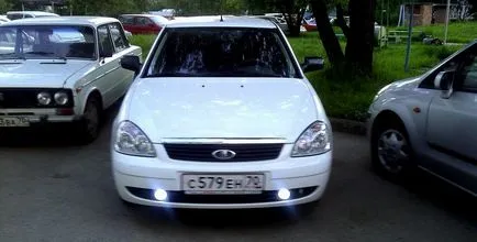 Светлини на колата - това е вид DRL на колата