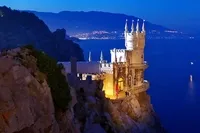 Castle - лястовиче гнездо - историята, къде и как най-добре да се получи 6 интересни факти около - (е) Castle - лястовиче гнездо - историята, къде и как най-добре да се получи 6 интересни факти около -